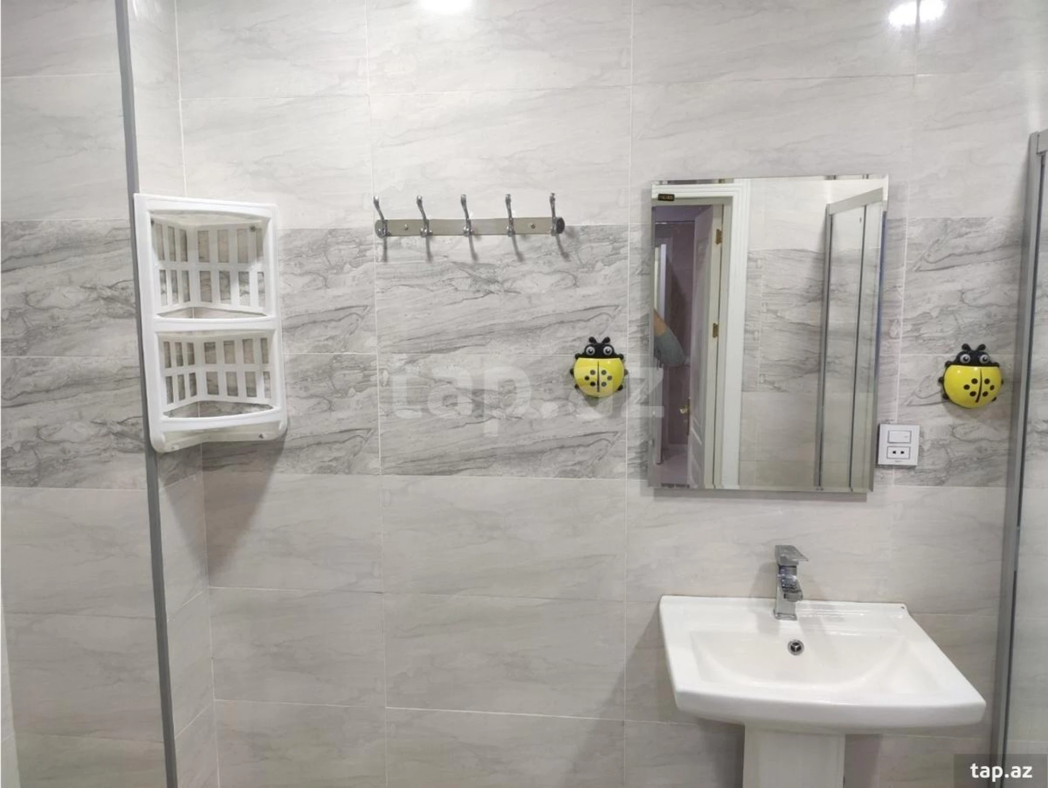 Satılır 2 otaqlı yeni tikili 66 m²