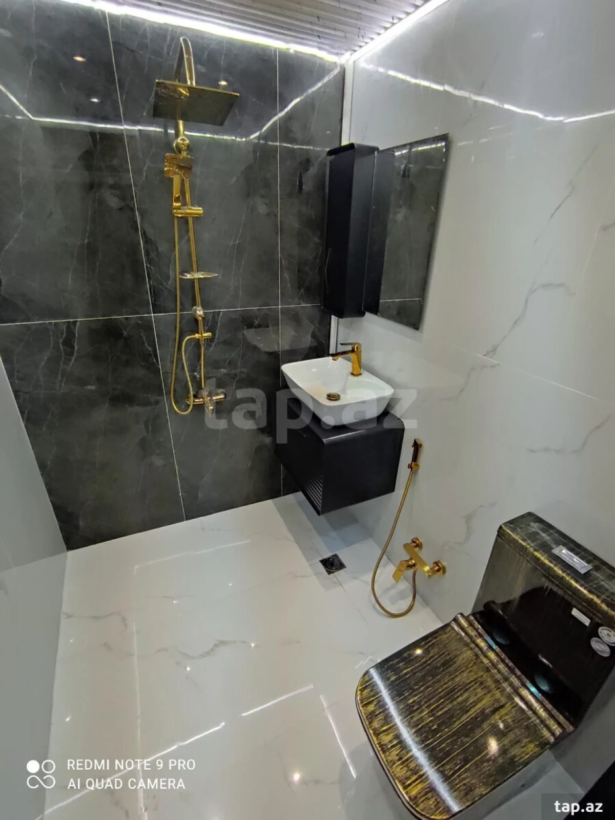 Satılır 3 otaqlı mənzil 50 m²