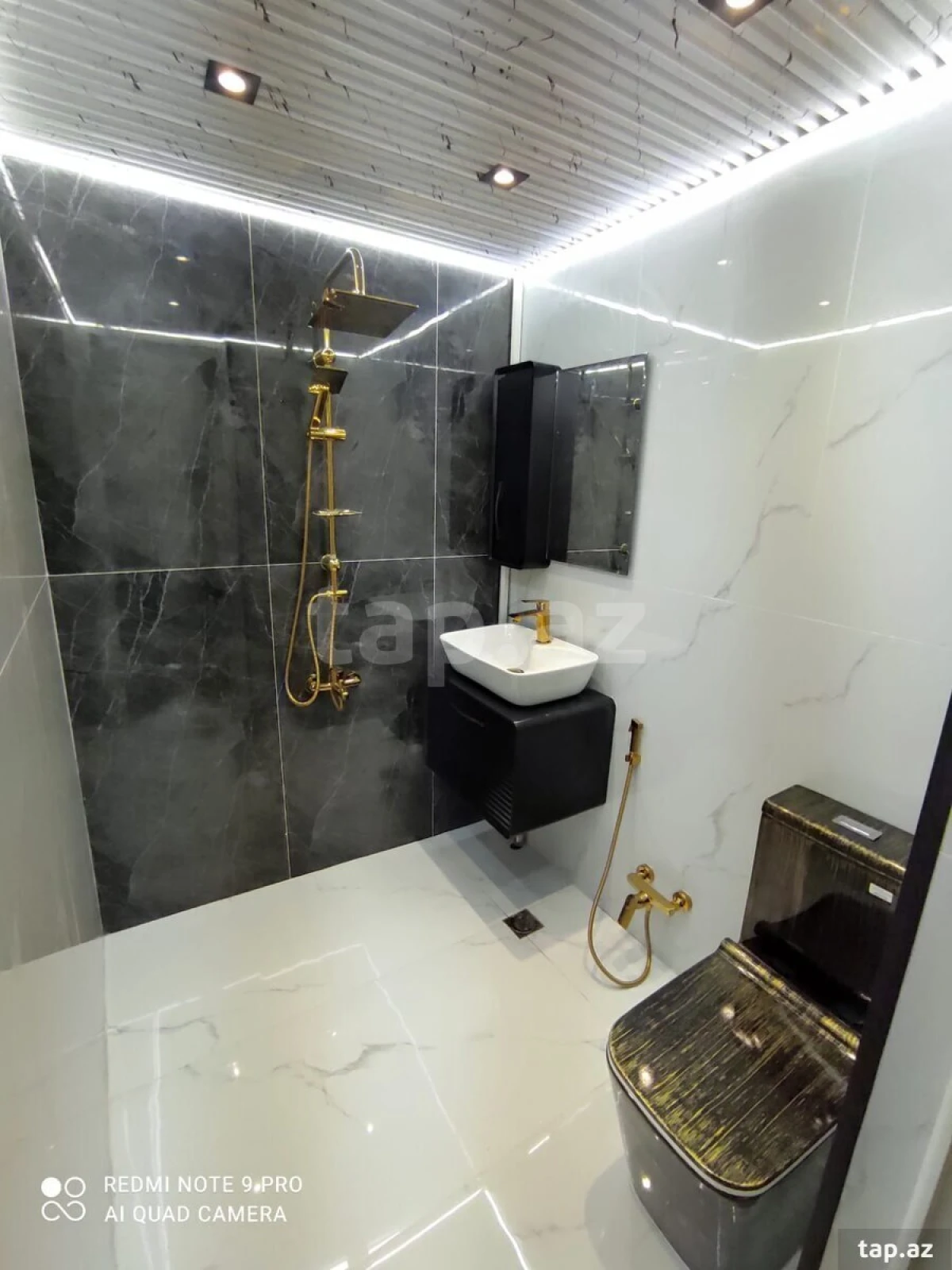Satılır 3 otaqlı mənzil 50 m²