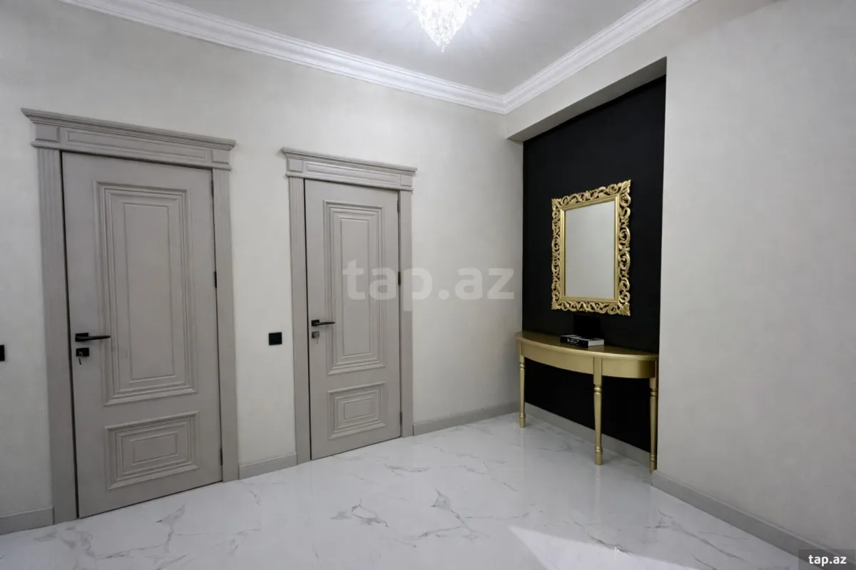 Satılır 3 otaqlı yeni tikili 135 m²