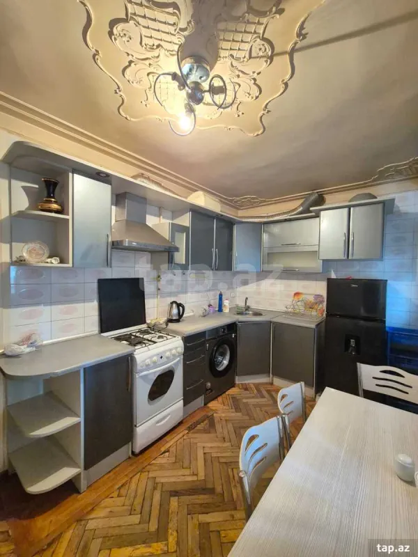 Satılır 3 otaqlı mənzil 65 m²
