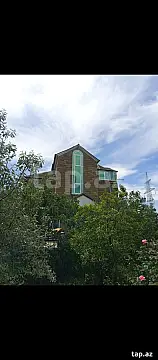 Satılır 11 otaqlı həyət evi 300 m² — Bakı, Saray 11 otaq 300.00 m²