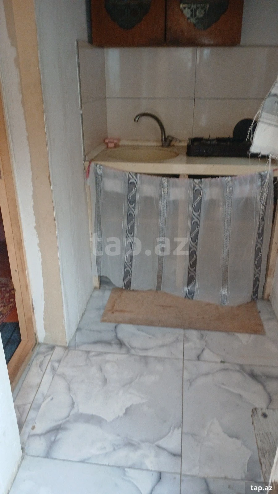 Kirayə verilir 1 otaqlı həyət evi 12 m²