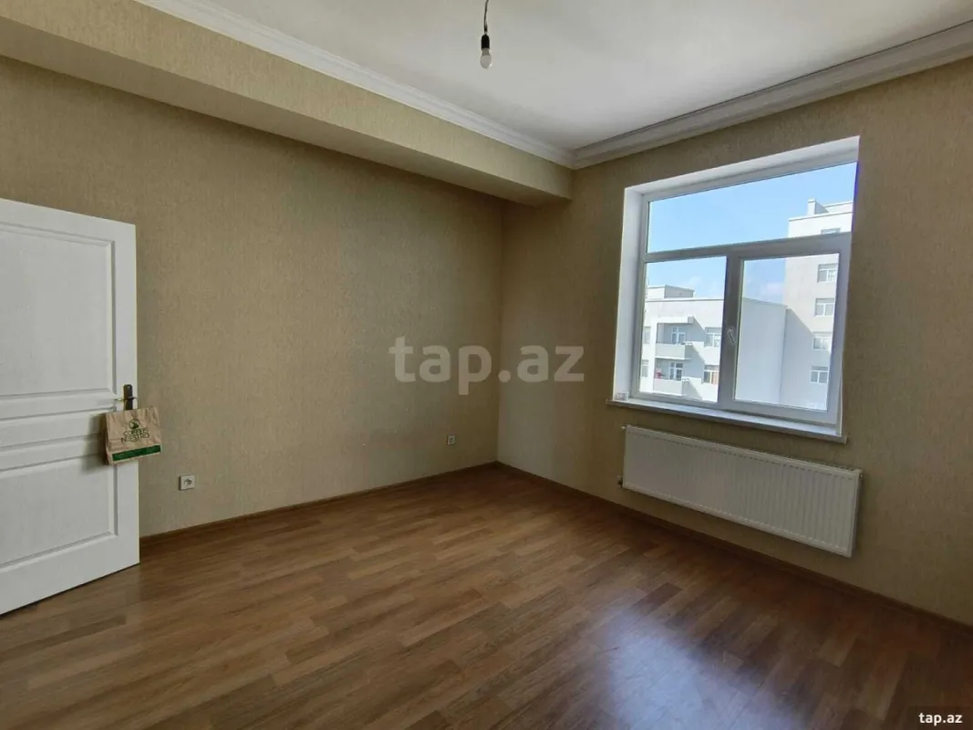 Satılır 4 otaqlı yeni tikili 115 m²