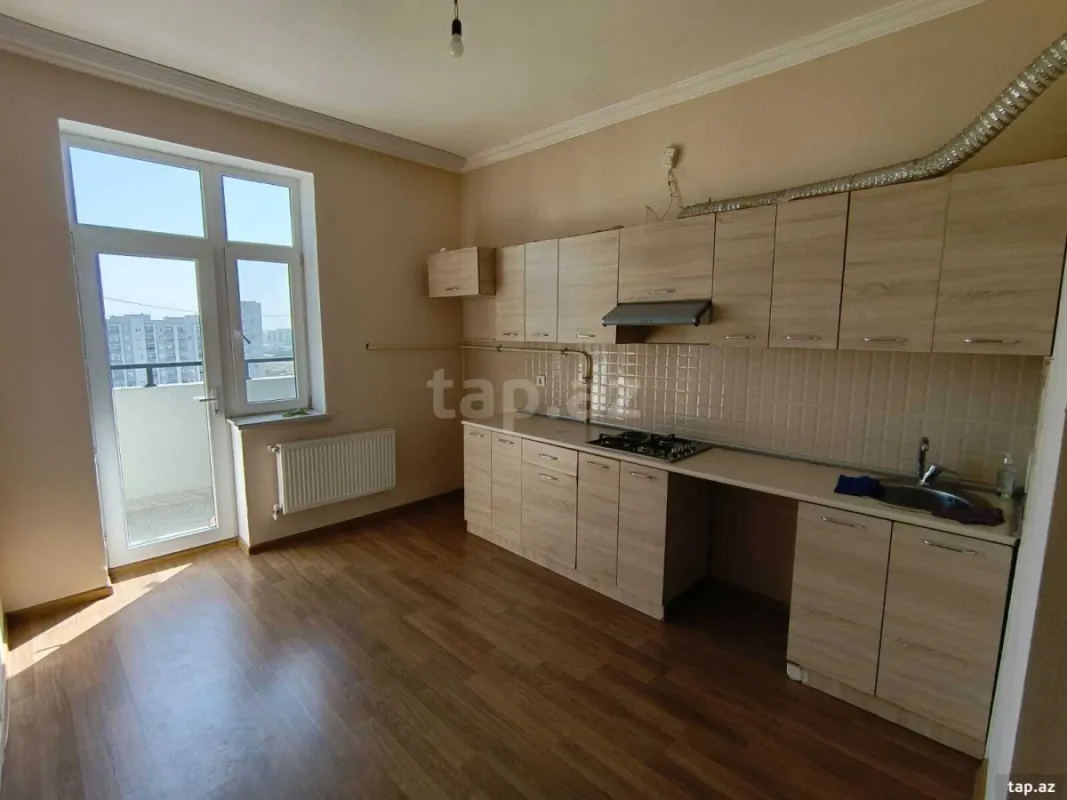 Satılır 4 otaqlı yeni tikili 115 m²