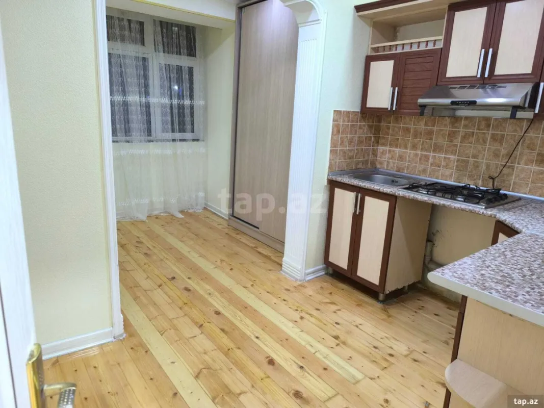 Kirayə verilir 2 otaqlı mənzil 60 m²