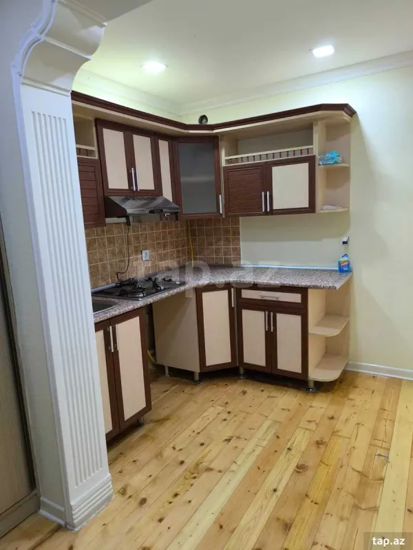 Kirayə verilir 2 otaqlı mənzil 60 m²