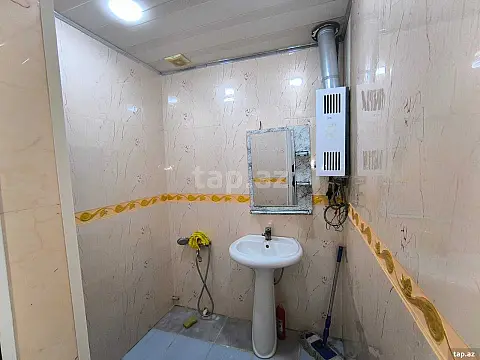 Kirayə verilir 2 otaqlı mənzil 60 m²