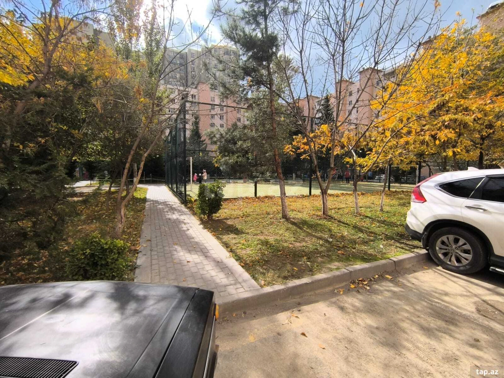 Kirayə verilir 2 otaqlı mənzil 60 m²