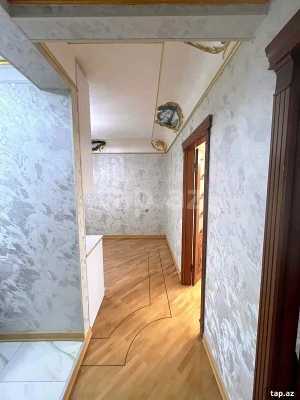 Satılır 2 otaqlı mənzil 67 m²