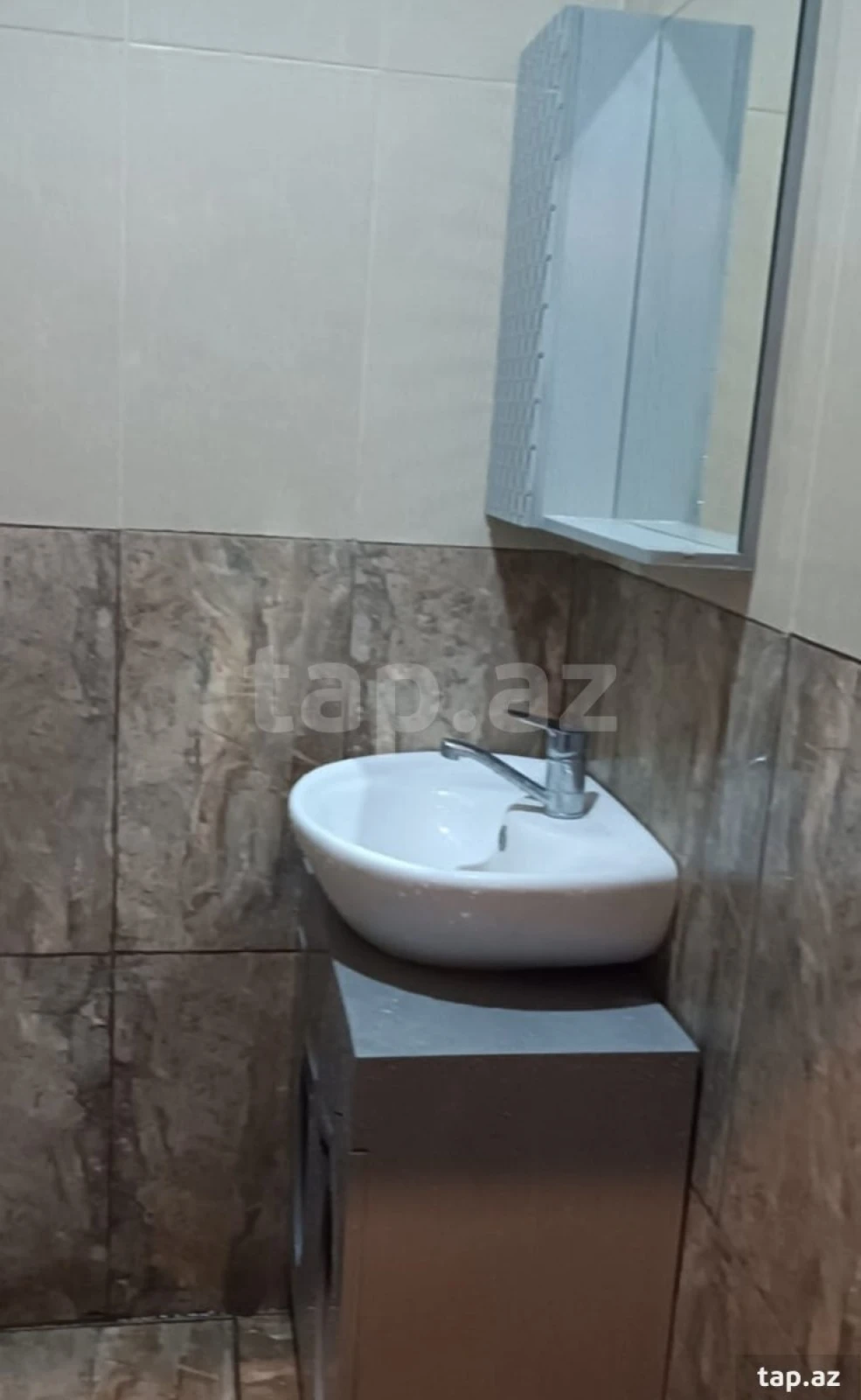 Kirayə verilir 2 otaqlı yeni tikili 45 m²