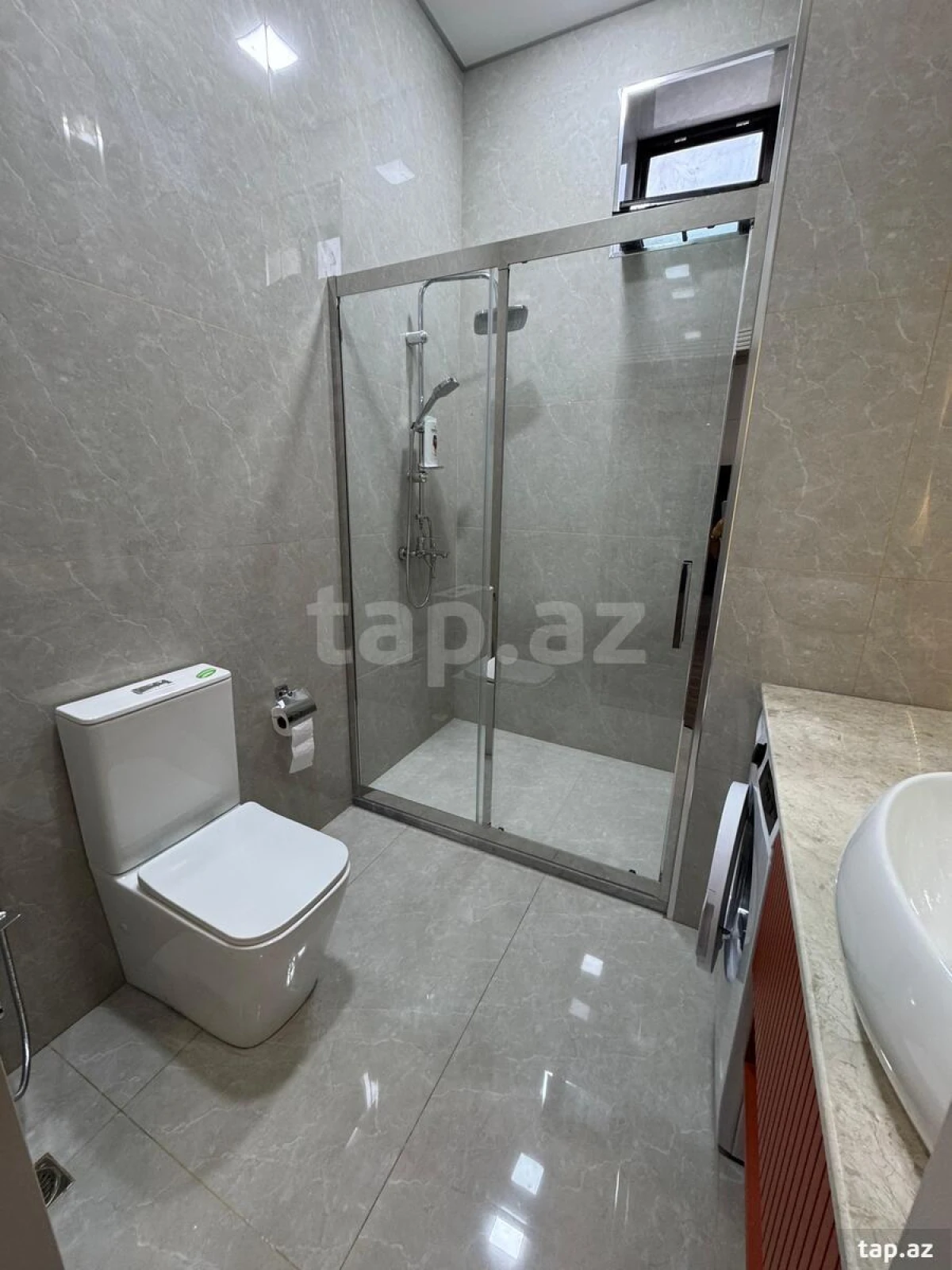 Kirayə verilir 2 otaqlı həyət evi 150 m²