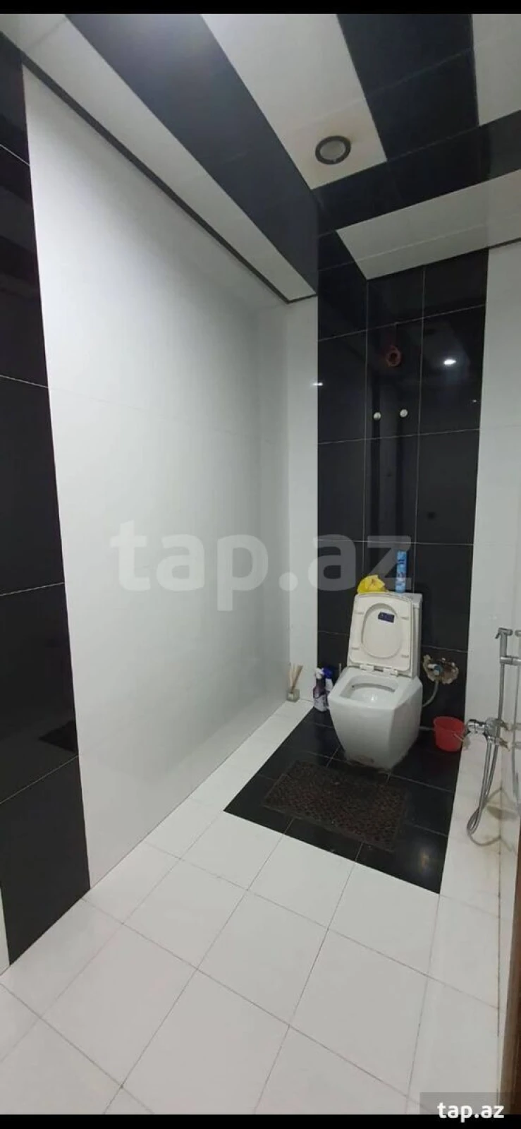 Kirayə verilir 2 otaqlı yeni tikili 110 m²