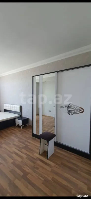 Kirayə verilir 2 otaqlı yeni tikili 110 m²