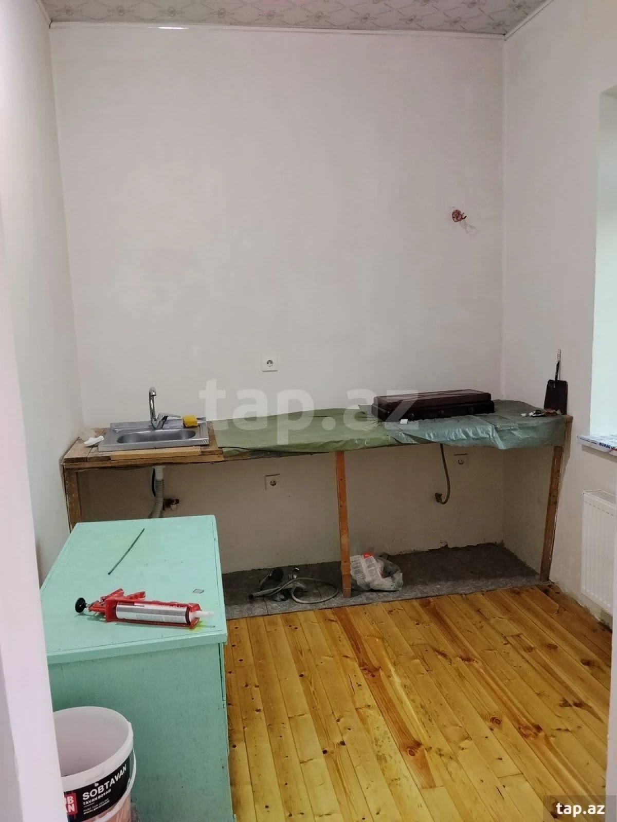 Satılır 4 otaqlı həyət evi 100 m²