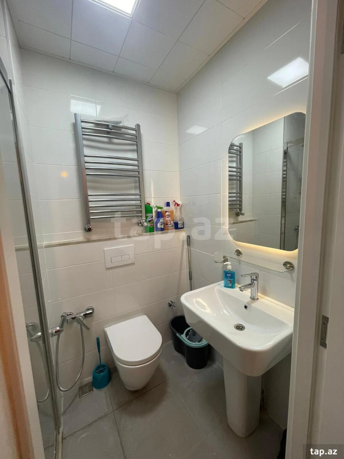 Satılır 2 otaqlı yeni tikili 50 m²