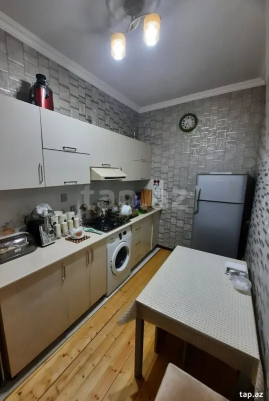Kirayə verilir 2 otaqlı mənzil 55 m²