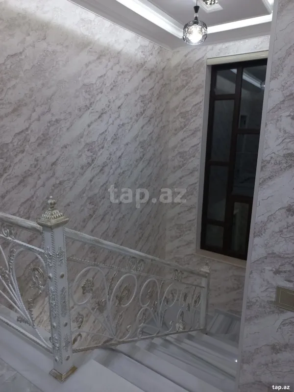 Kirayə verilir 8 otaqlı həyət evi 200 m²