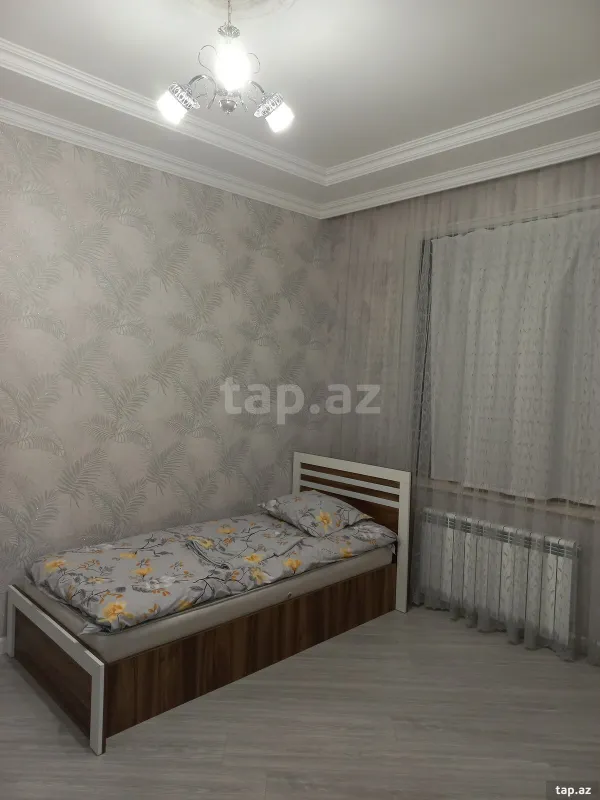 Kirayə verilir 8 otaqlı həyət evi 200 m²