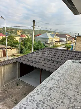 Kirayə verilir 8 otaqlı həyət evi 200 m²