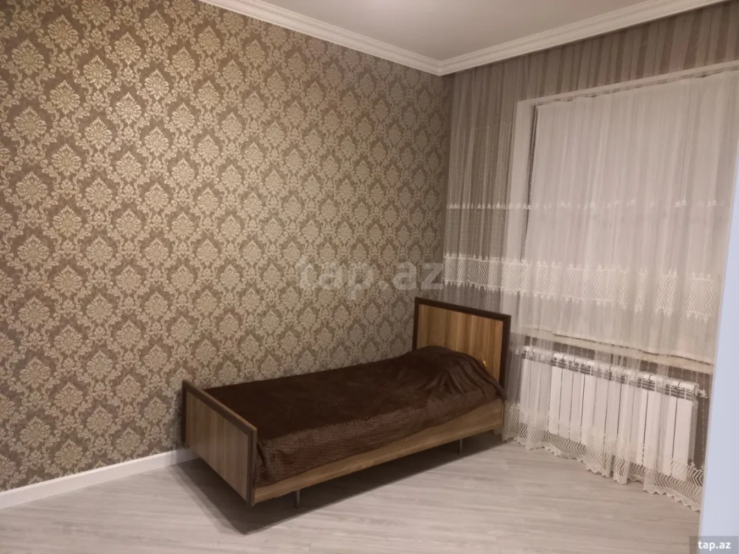 Kirayə verilir 8 otaqlı həyət evi 200 m²
