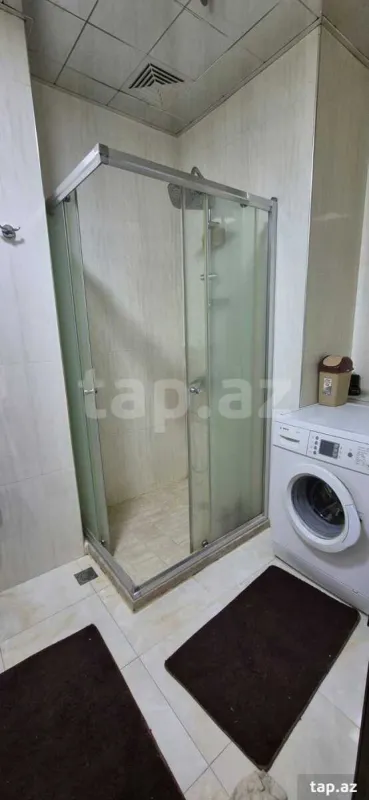 Kirayə verilir 3 otaqlı yeni tikili 100 m²