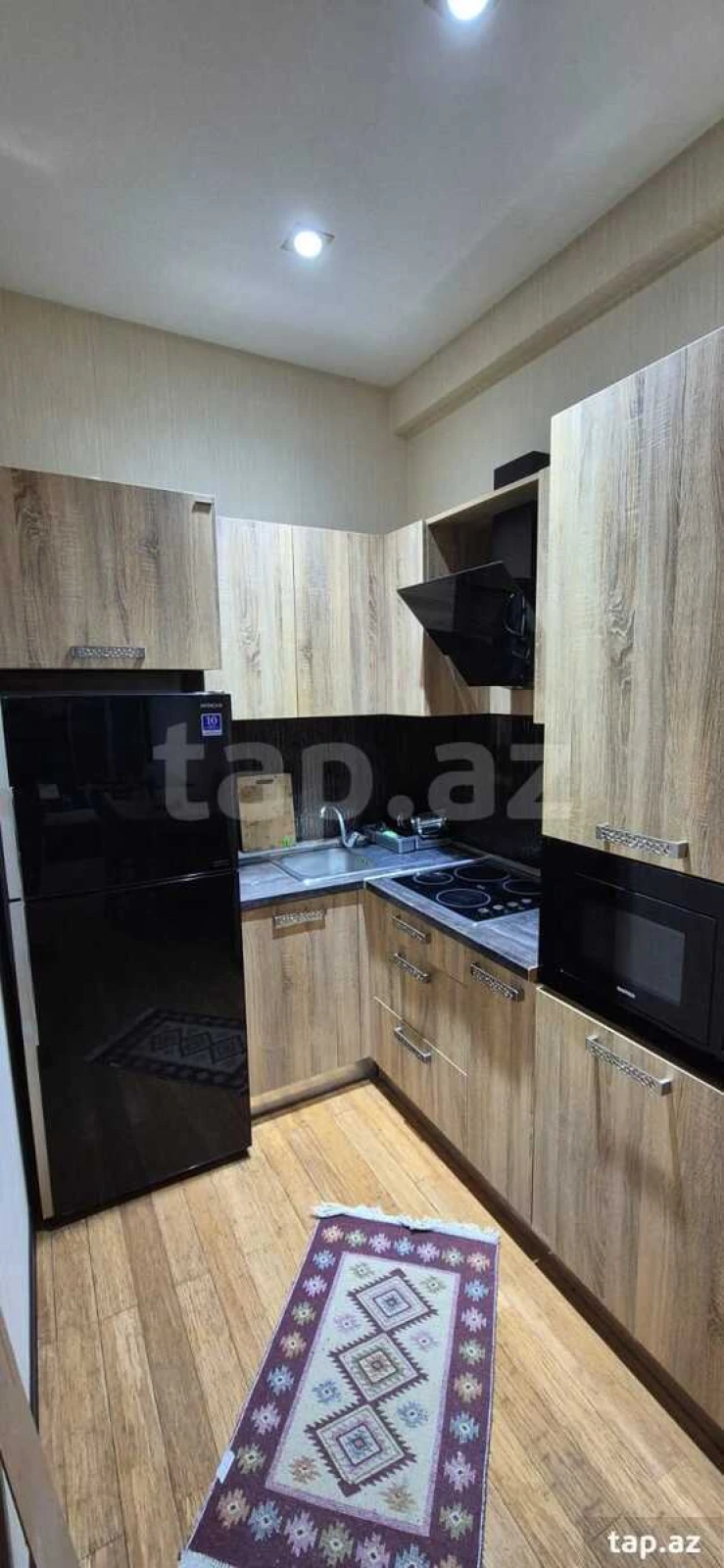 Kirayə verilir 3 otaqlı yeni tikili 100 m²