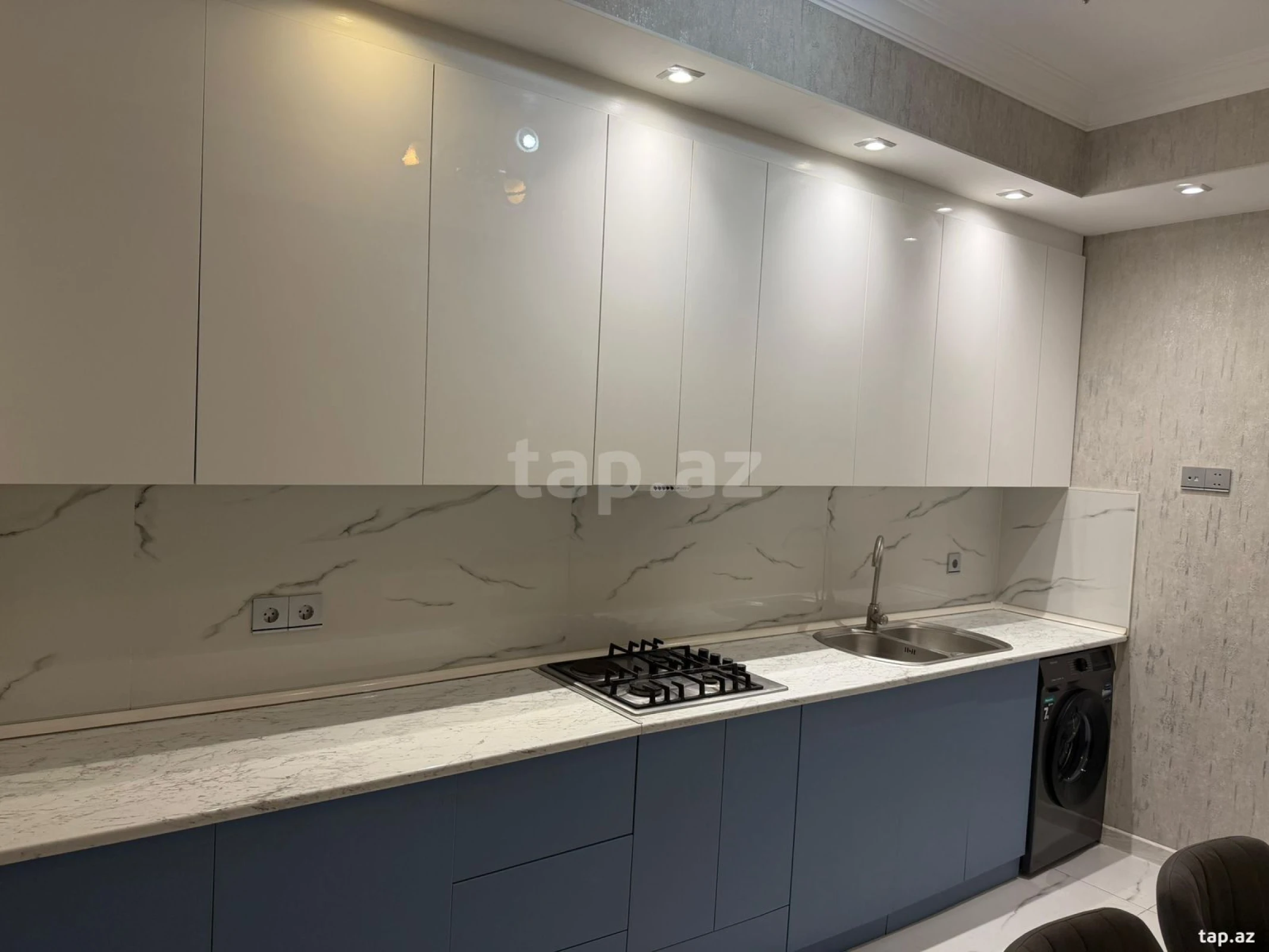 Kirayə verilir 3 otaqlı yeni tikili 120 m²