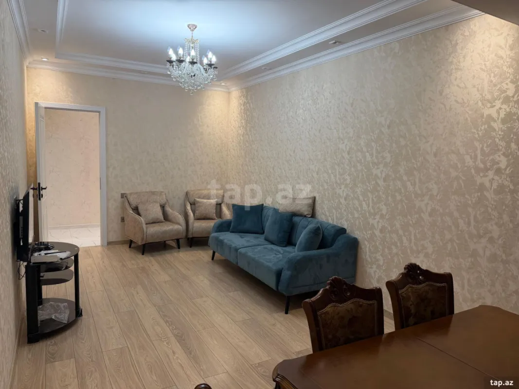 Kirayə verilir 3 otaqlı yeni tikili 120 m²