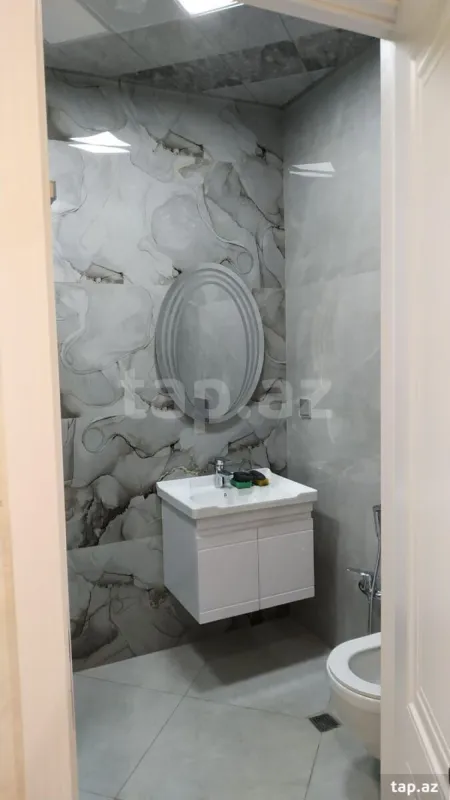 Kirayə verilir 3 otaqlı yeni tikili 120 m²