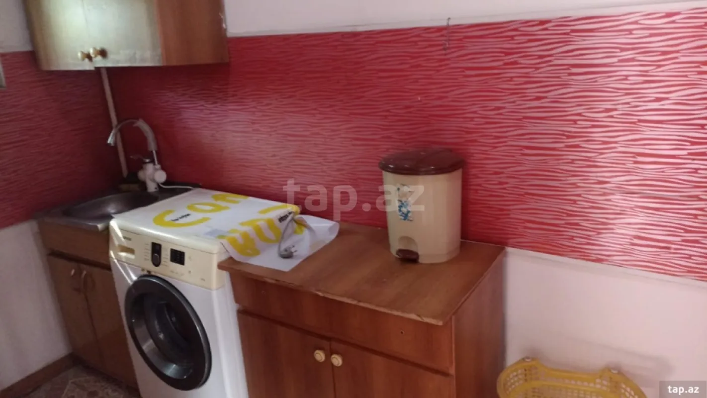 Satılır 3 otaqlı həyət evi 100 m²