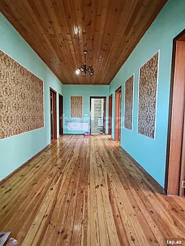 Satılır 5 otaqlı həyət evi 400 m²