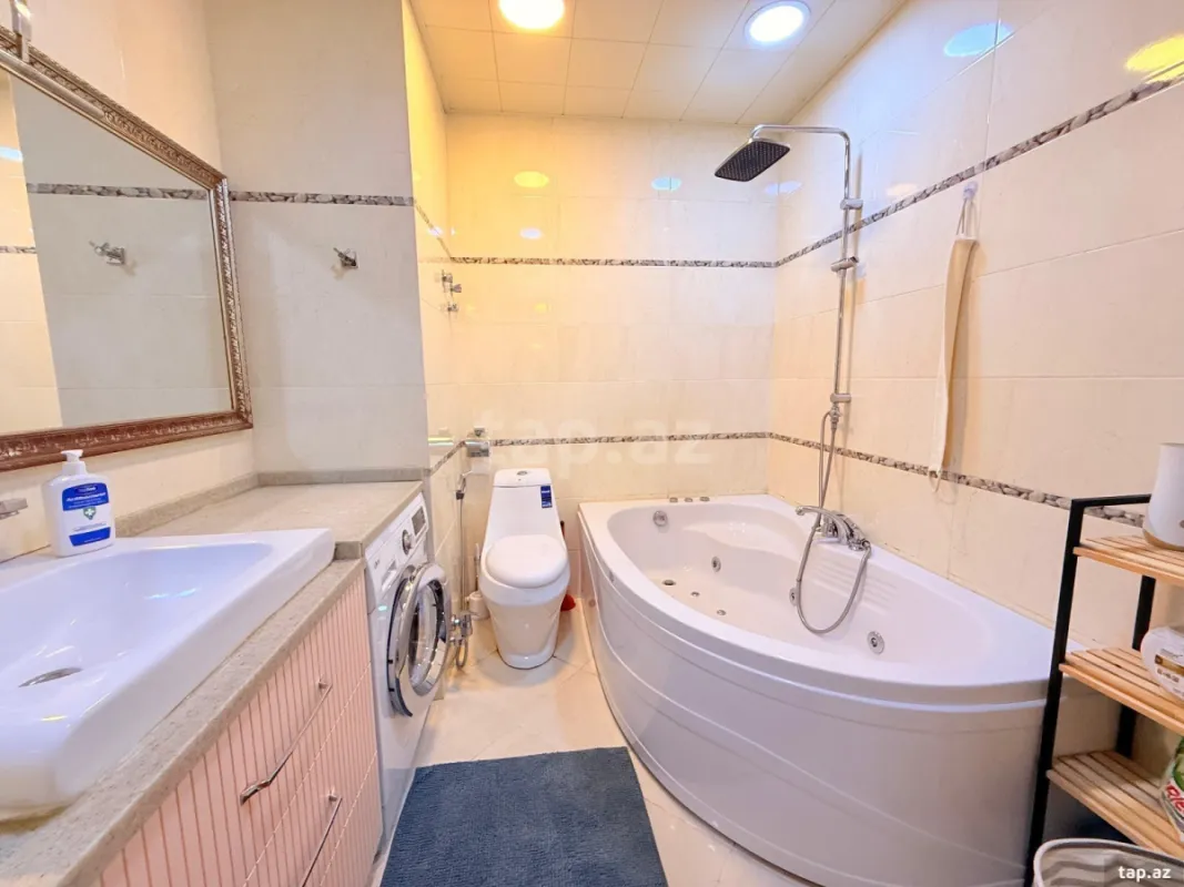 Kirayə verilir 5 otaqlı yeni tikili 210 m²