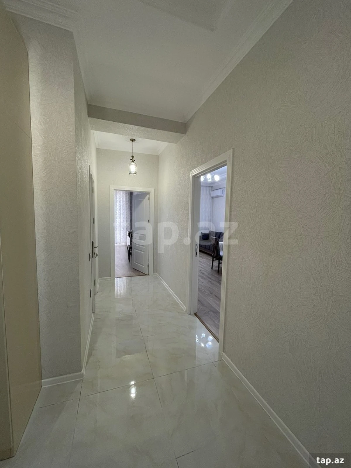 Kirayə verilir 2 otaqlı yeni tikili 75 m²