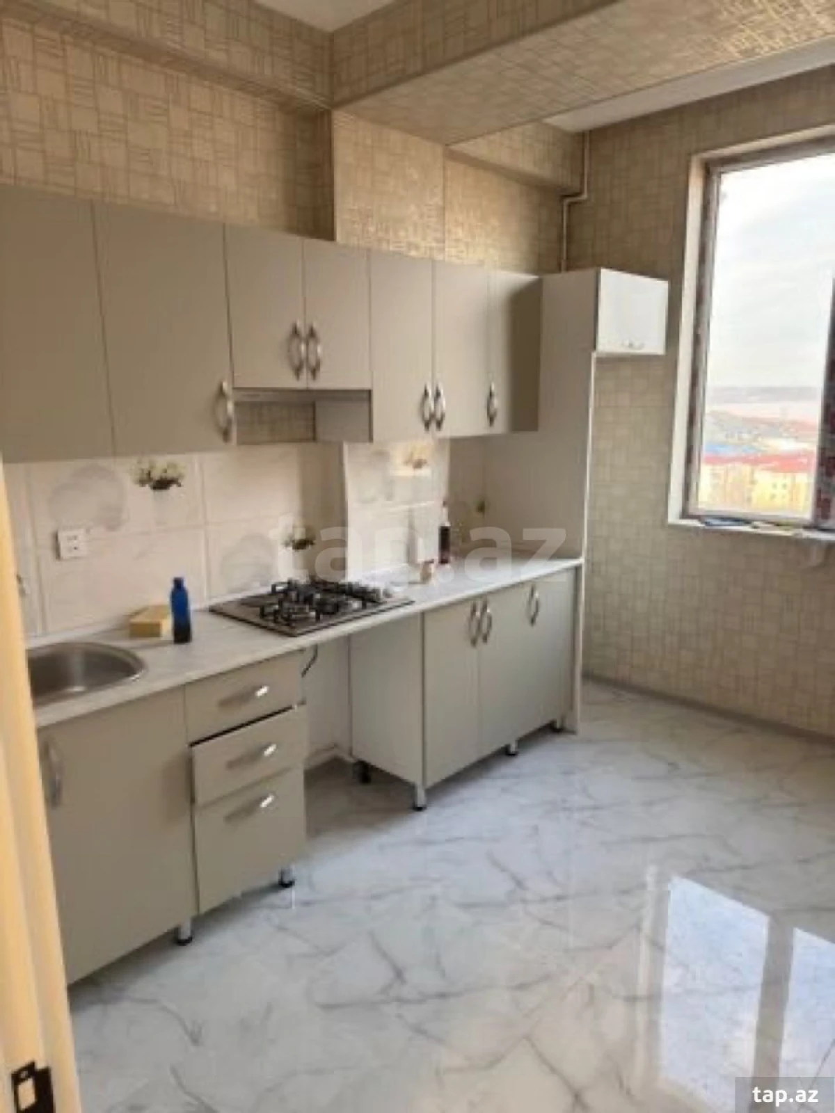 Kirayə verilir 2 otaqlı yeni tikili 66 m²