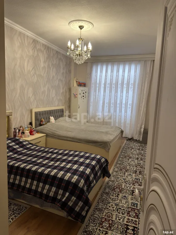 Kirayə verilir 2 otaqlı yeni tikili 210 m²