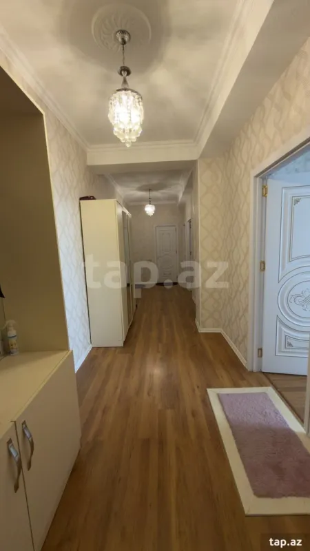 Kirayə verilir 2 otaqlı yeni tikili 210 m²