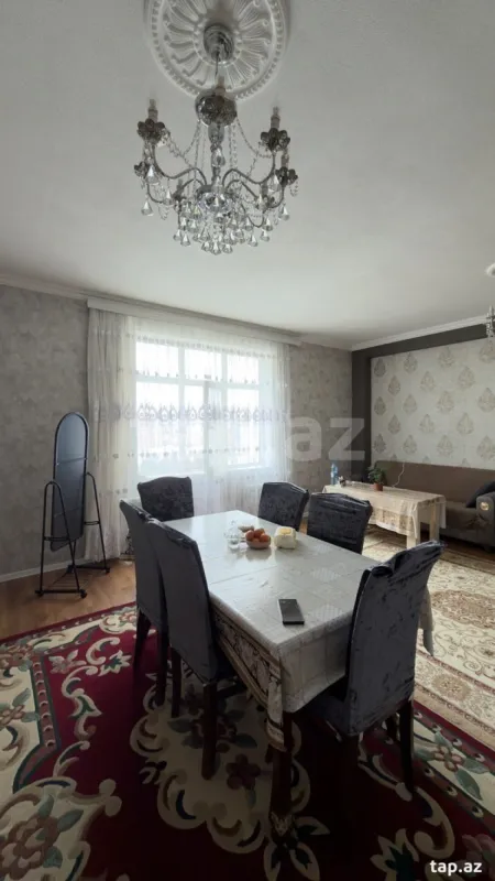 Kirayə verilir 2 otaqlı yeni tikili 210 m²
