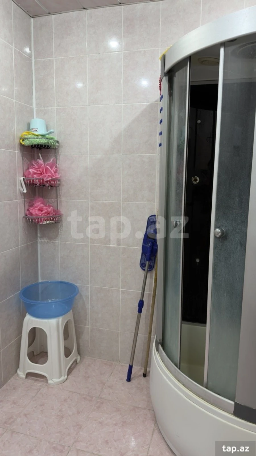 Kirayə verilir 2 otaqlı yeni tikili 210 m²