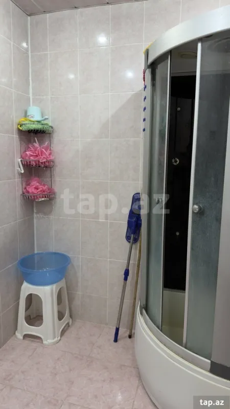 Kirayə verilir 2 otaqlı yeni tikili 210 m²