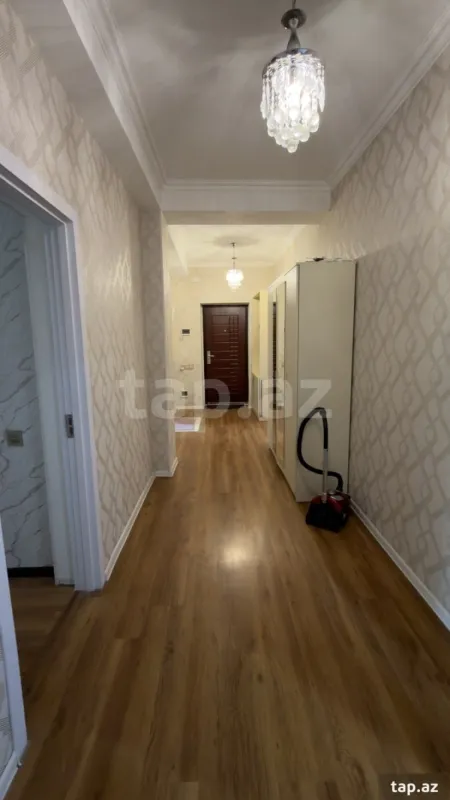 Kirayə verilir 2 otaqlı yeni tikili 210 m²