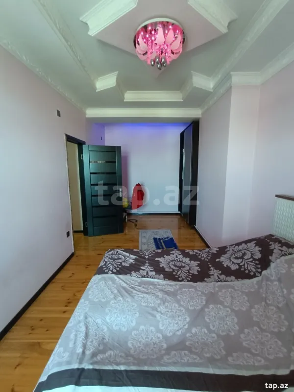 Satılır 3 otaqlı yeni tikili 101 m²