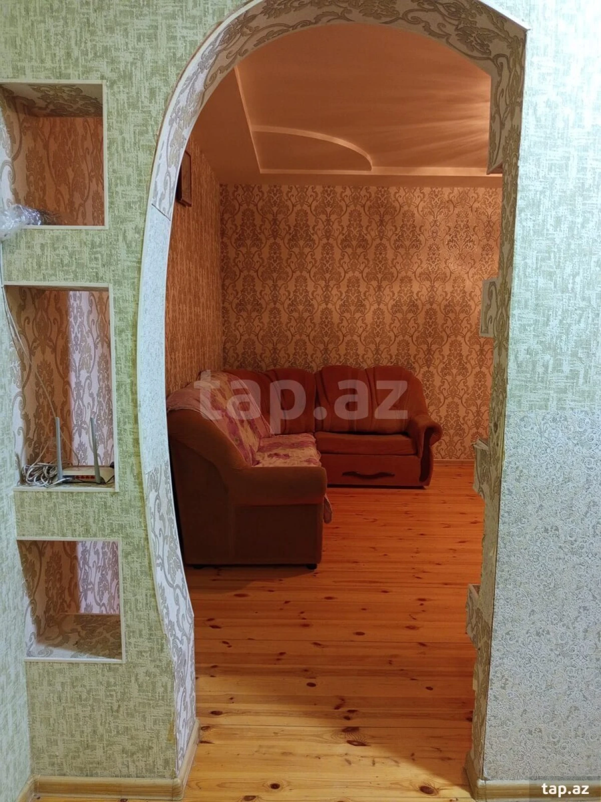 Kirayə verilir 2 otaqlı mənzil 75 m²