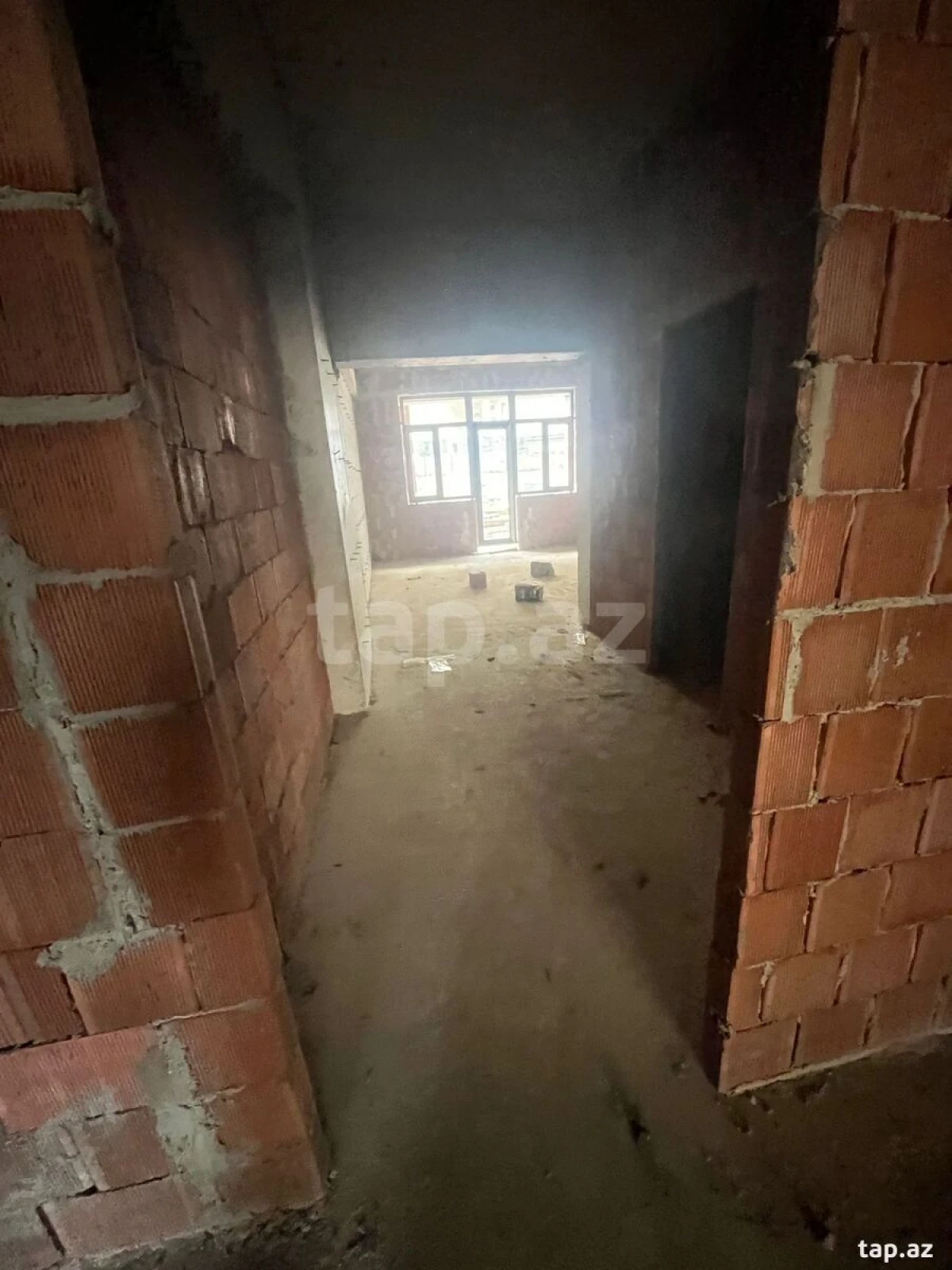 Satılır 3 otaqlı yeni tikili 122 m²