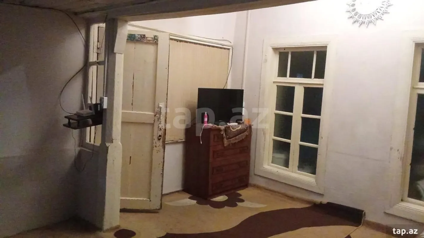 Kirayə verilir 2 otaqlı həyət evi 200 m²