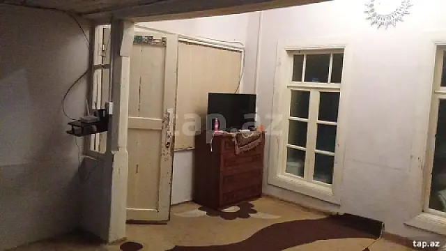 Kirayə verilir 2 otaqlı həyət evi 200 m²