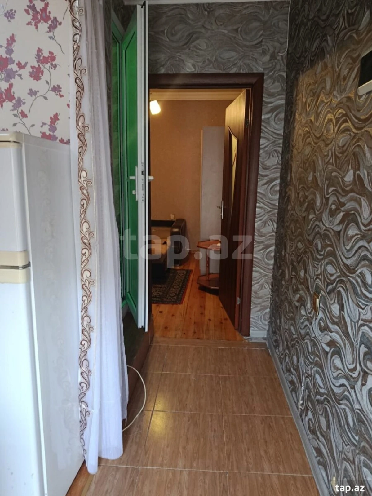 Kirayə verilir 1 otaqlı həyət evi 30 m²