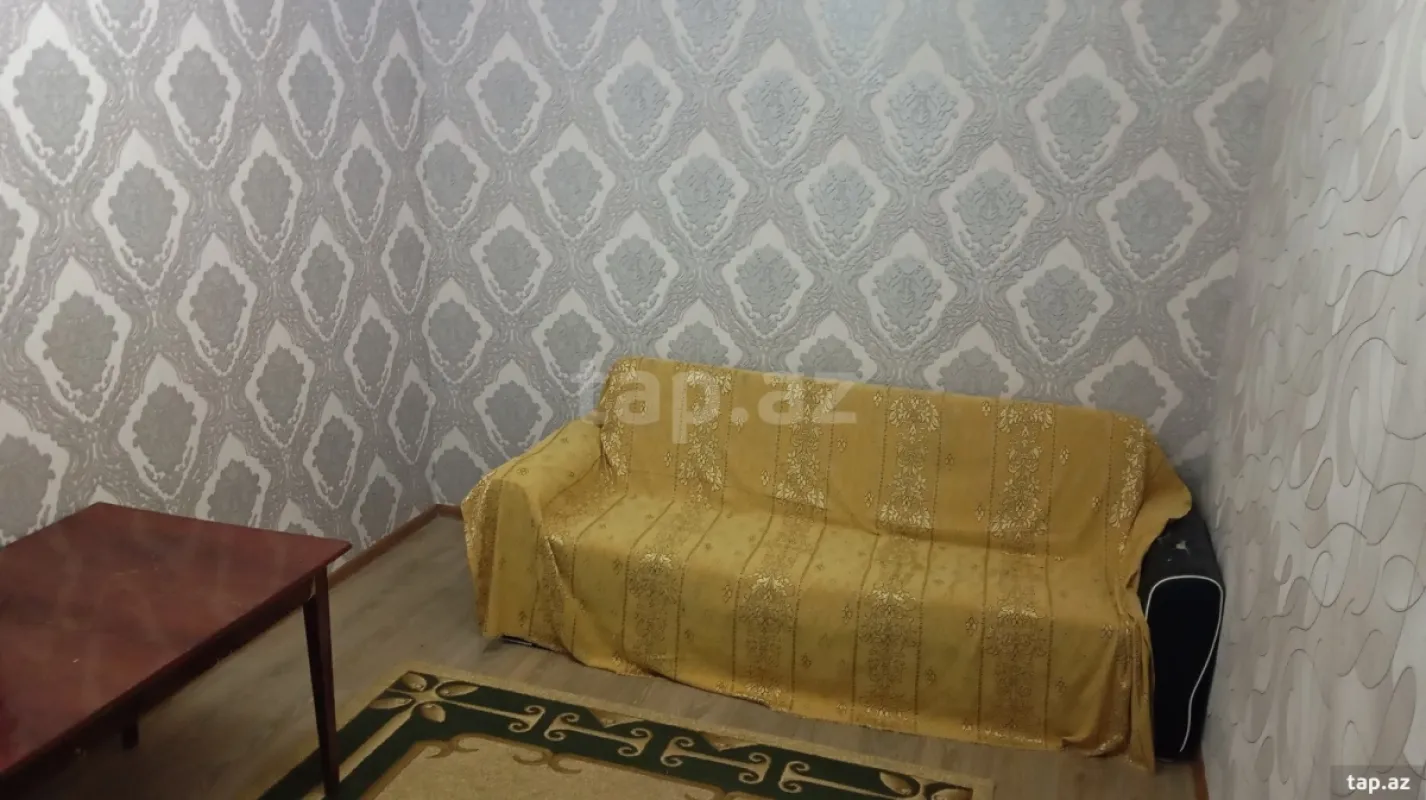 Kirayə verilir 2 otaqlı həyət evi 60 m²