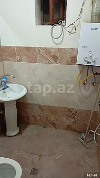 Kirayə verilir 2 otaqlı həyət evi 60 m²