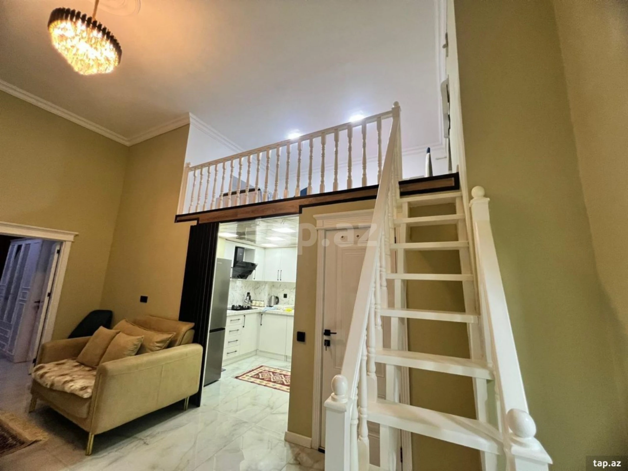 Kirayə verilir 2 otaqlı yeni tikili 80 m²